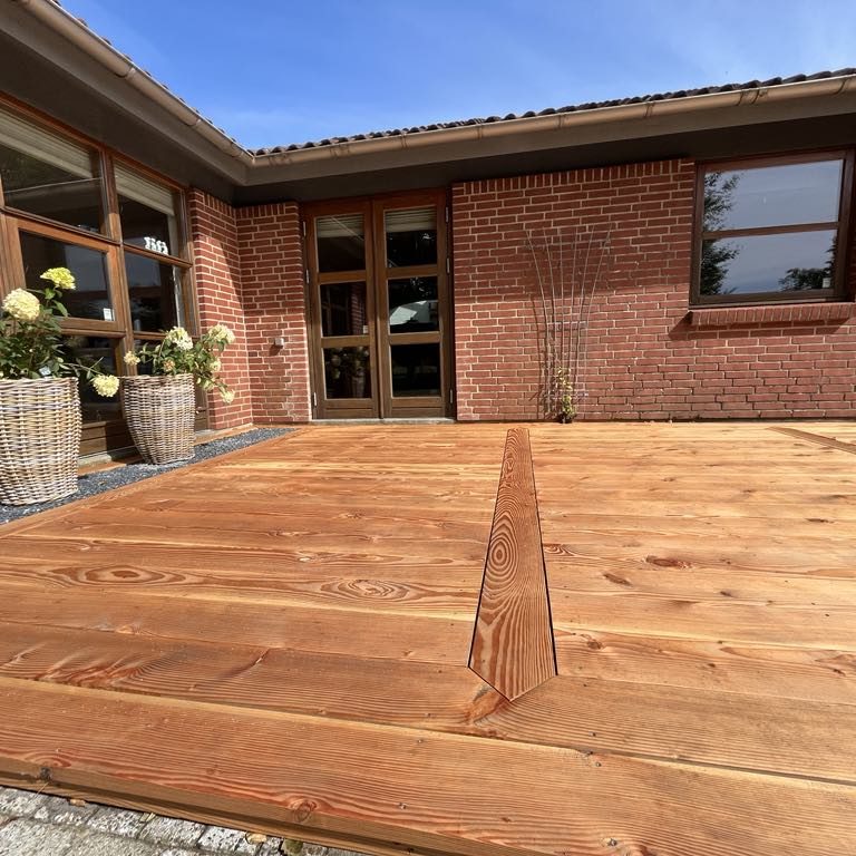 c8e755ea-d513-4595-95a0-2f714939baf5